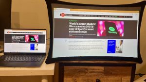 Splay はディスプレイとしては標準以下ですが、エキサイティングなポータブル プロジェクターです