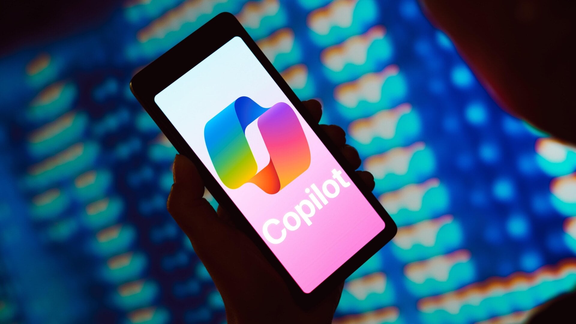 LG TV には、取り外し不可能な Microsoft Copilot アプリが搭載されています