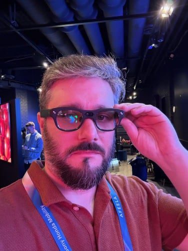 ティモシー・ワースを着て